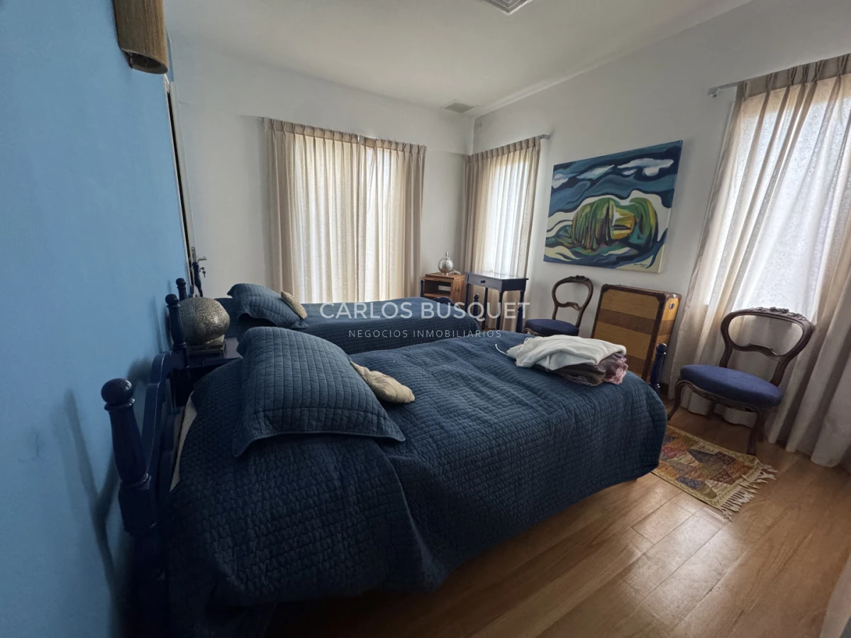 Casa ID.1808 - Casa de 4 dormitorios en venta en Peninsula