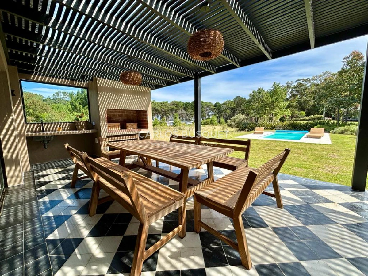 Casa ID.453 - Casa en venta, de 3 dormitorios, en San Vicente