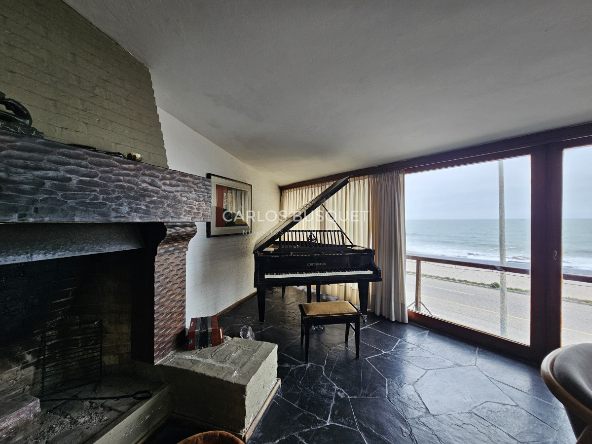 Casa ID.1251 - Espectacular casa en venta en peninsula 6 dormitorios frente al mar