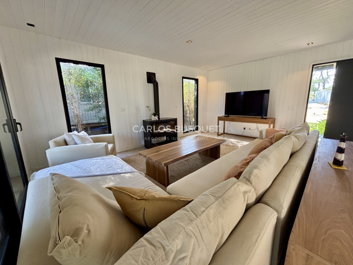 Casa ID.1034 - Casa en venta de 4 dormitorios en Jose Ignacio, barrio cerrado Pinar del Faro