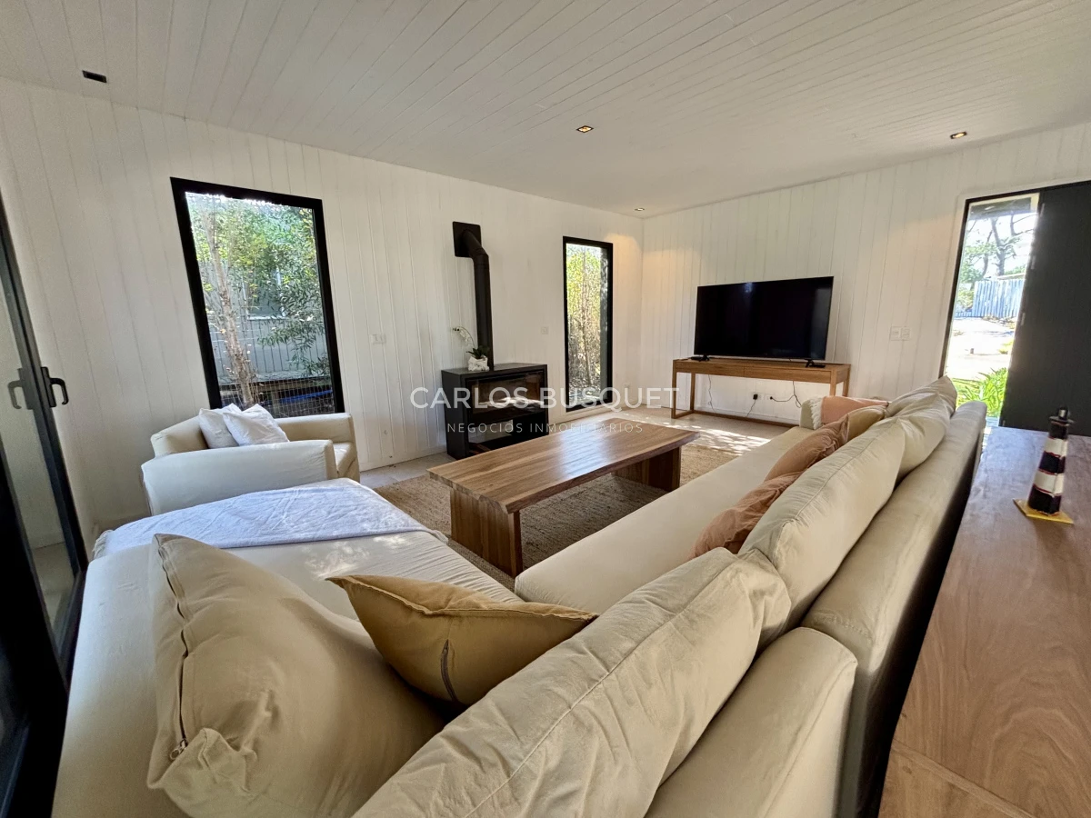 Casa ID.1034 - Casa en alquiler temporal de 4 dormitorios en Jose Ignacio, barrio cerrado Pinar del Faro