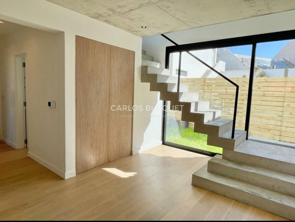 Casa ID.387 - Casa en Alquiler temporal de 3 dormitorios en La Barra, Montoya