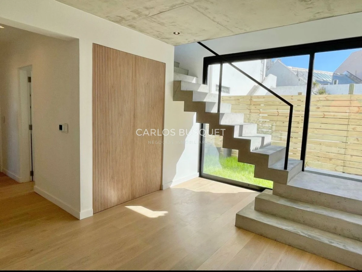 Casa ID.387 - Casa en Alquiler temporal de 3 dormitorios en La Barra, Montoya
