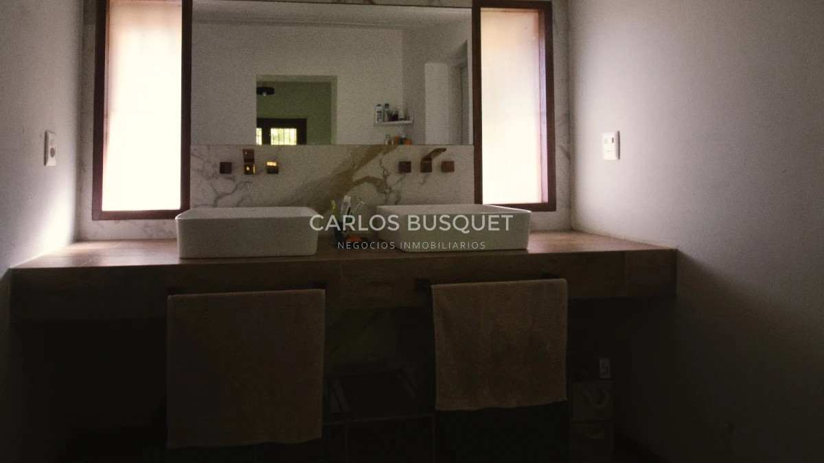 Casa ID.702 - Casa en alquiler temporario de 3 dormitorios, en barrio Cantegril 