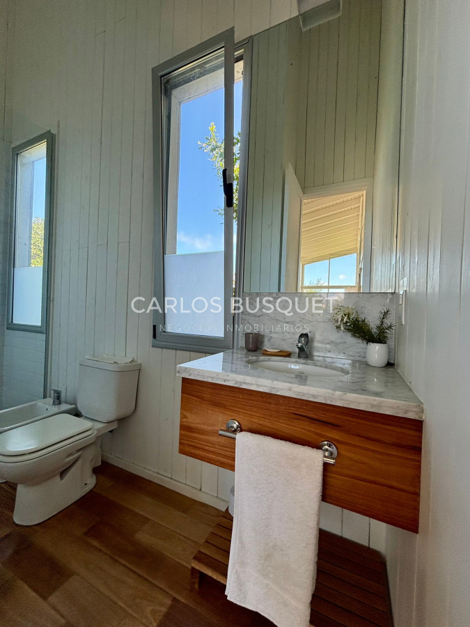 Casa ID.893 - Casa en alquiler temporal en de 4 dormitorios en Club de Mar, Jose Ignacio 
