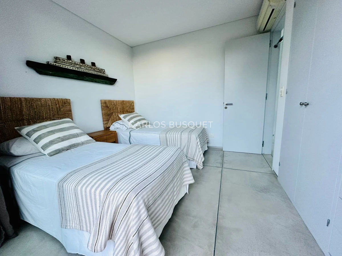Casa ID.420 - Casa en alquiler, de 4 dormitorios, en Jose Ignacio, Club de Mar! 