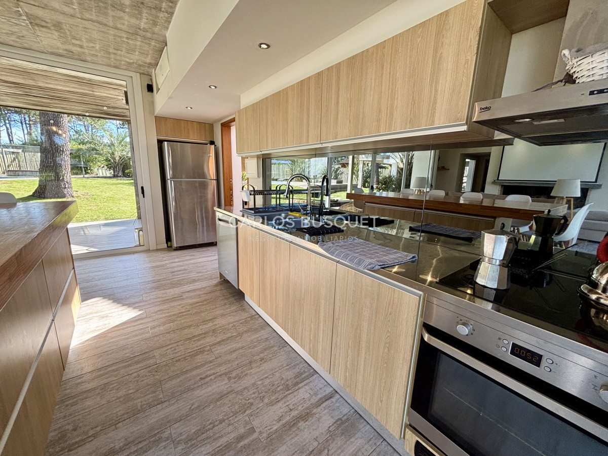 Casa ID.1033 - Casa en venta de 6 dormitorios en Jose Ignacio, Pinar del Faro