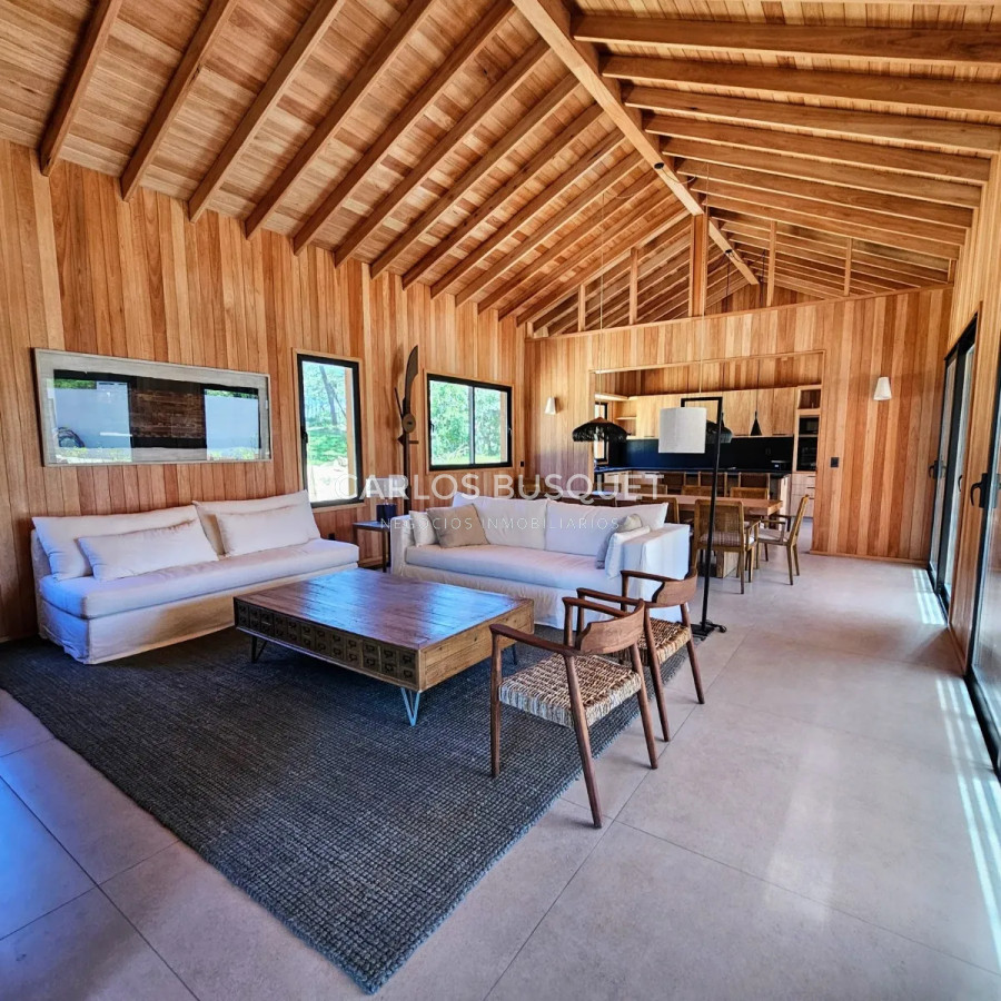 Casa ID.1173 - Venta casa de 3 dormitorios en La Barra, barrio privado Reserva Montoya