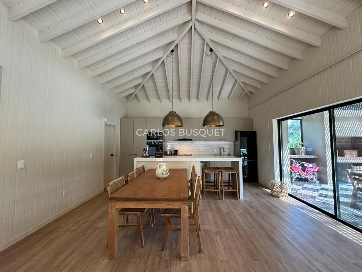 Casa ID.453 - Casa en venta, de 3 dormitorios, en San Vicente