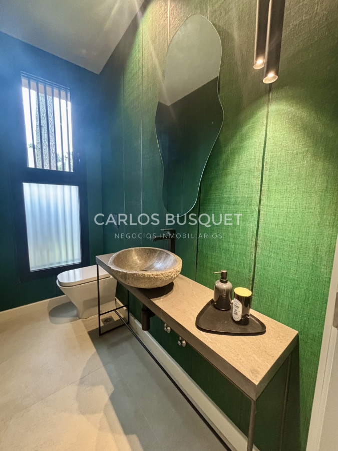 Casa ID.891 - Casa en venta de 4 dormitorios, en Rincon del Indio 