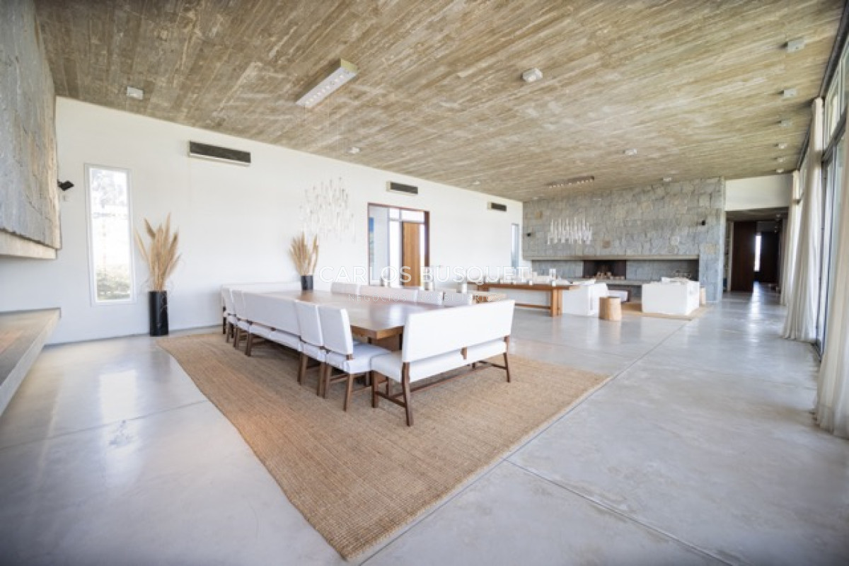 Casa ID.802 - Exclusiva chacra en alquiler temporal, con casa de 6 dormitorios, en Jose Ignacio.