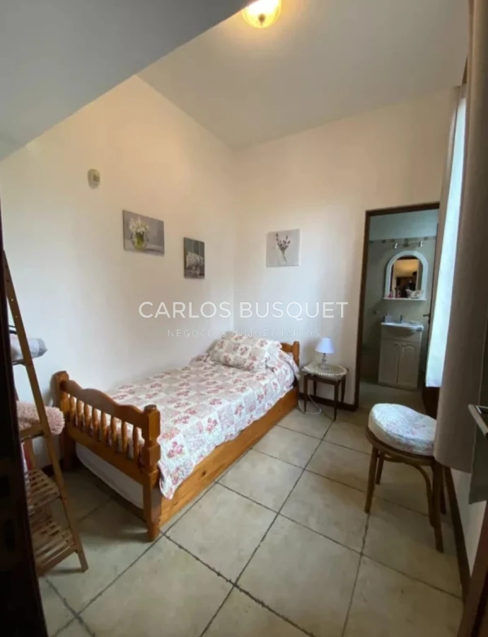 Casa ID.789 - Alquiler temporada casa de 5 dormitorios en playa Mansa.