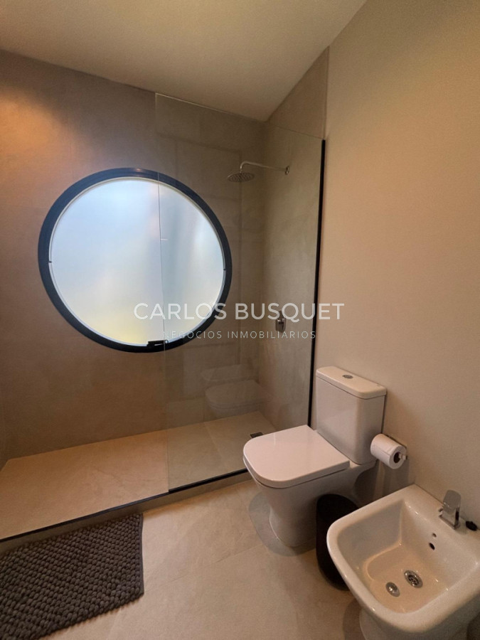 Casa ID.891 - Venta casa de 4 dormitorios en Rincón del Indio, Barrio Privado Noreste Residences