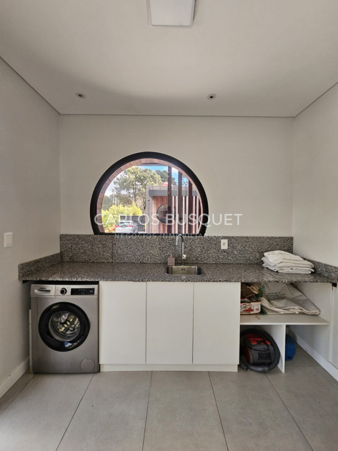 Casa ID.1810 - Venta de casa, 3 dormitorios en San Rafael, Punta Del Este