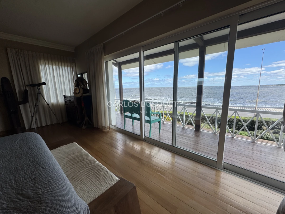 Casa ID.1808 - Casa de 4 dormitorios en venta en Peninsula