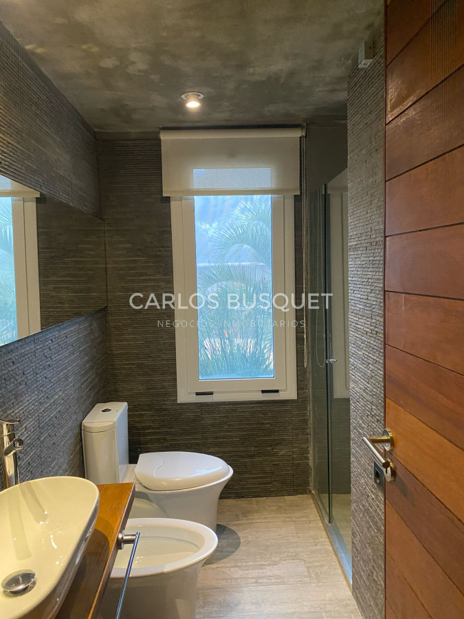 Casa ID.1033 - Casa en venta de 4 dormitorios en Pinar del Faro, Jose Ignacio
