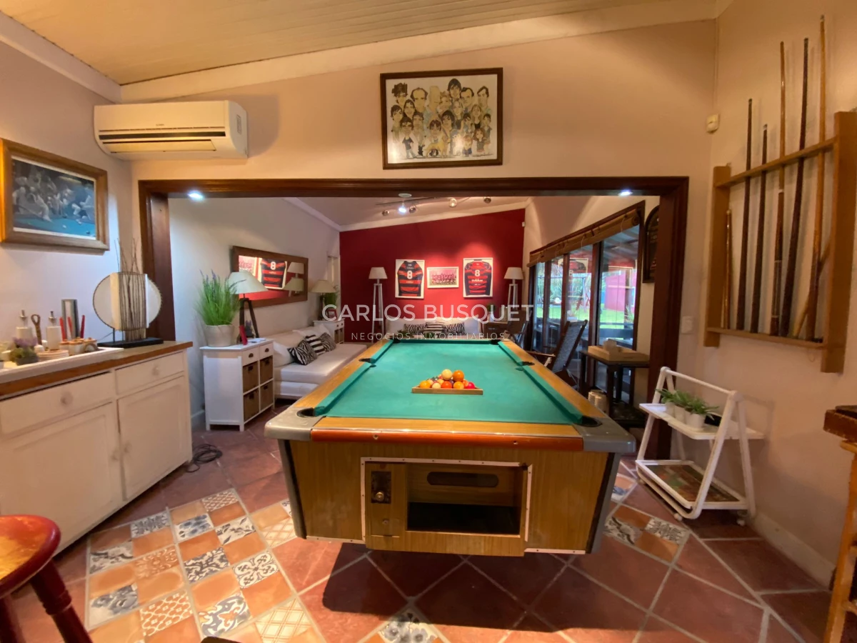 Casa ID.399 - Venta Chacra de 5 hectáreas con casa de 6 dormitorios, en Camino Medellin