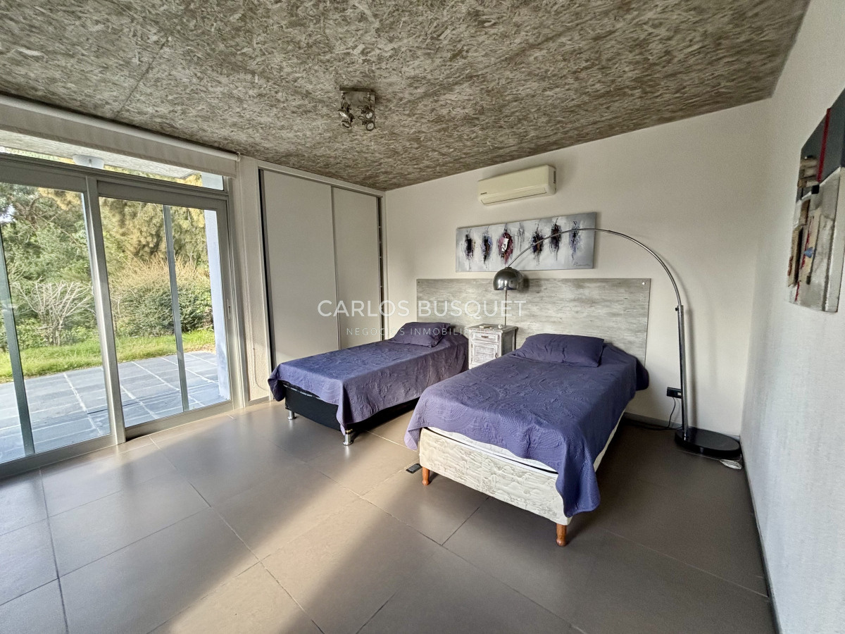 Casa ID.994 - Casa en venta de 4 dormitorios, en La Residence, Punta del Este