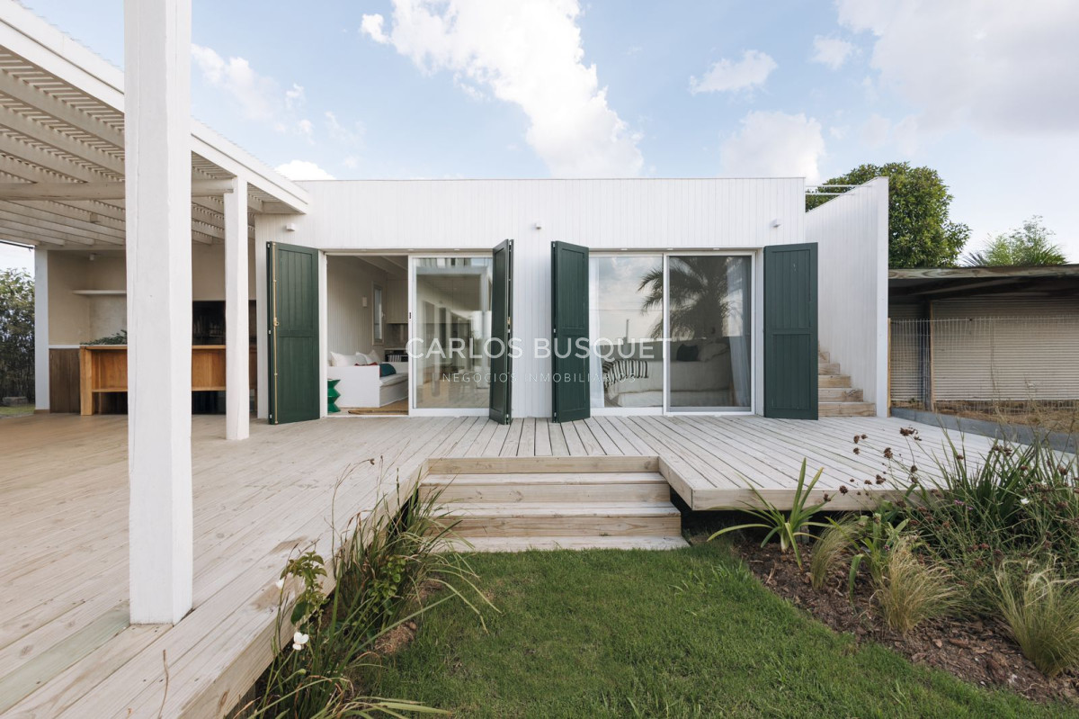 Casa ID.1200 - Casa en alquiler temporal, de 3 dormitorios, en Jose Ignacio, Santa Mónica