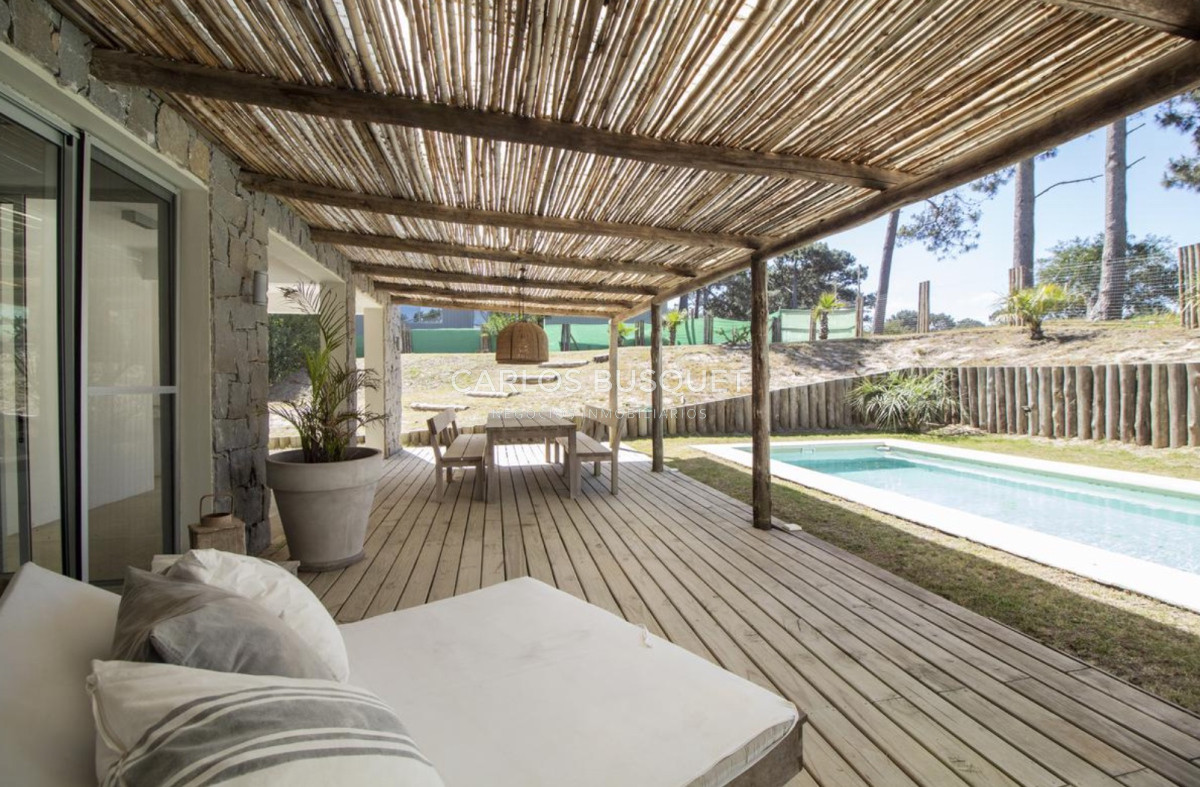 Casa ID.1028 - Casa en venta de 3 dormitorios, en Pinar del Faro, Jose Ignacio
