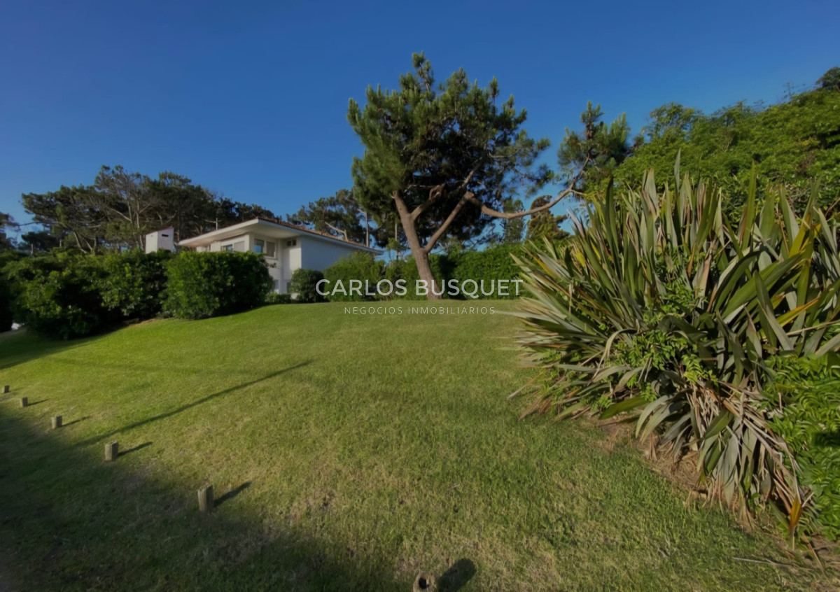 Casa ID.1760 - Casa en alquiler temporal de 4 dormitorios en playa brava 