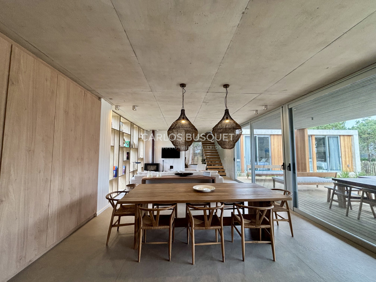 Casa ID.1188 - Casa en venta de 5 dormitorios en Pinar del Faro, Jose Ignacio