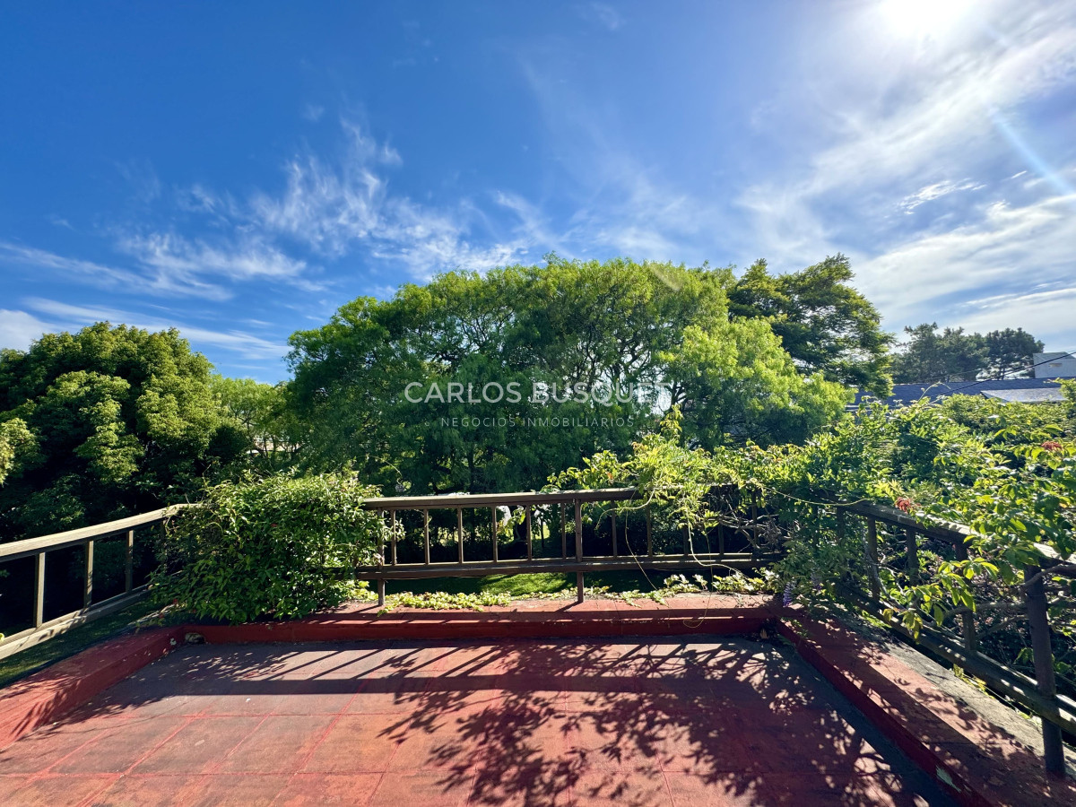 Casa ID.880 - Excelente propiedad en venta en playa mansa