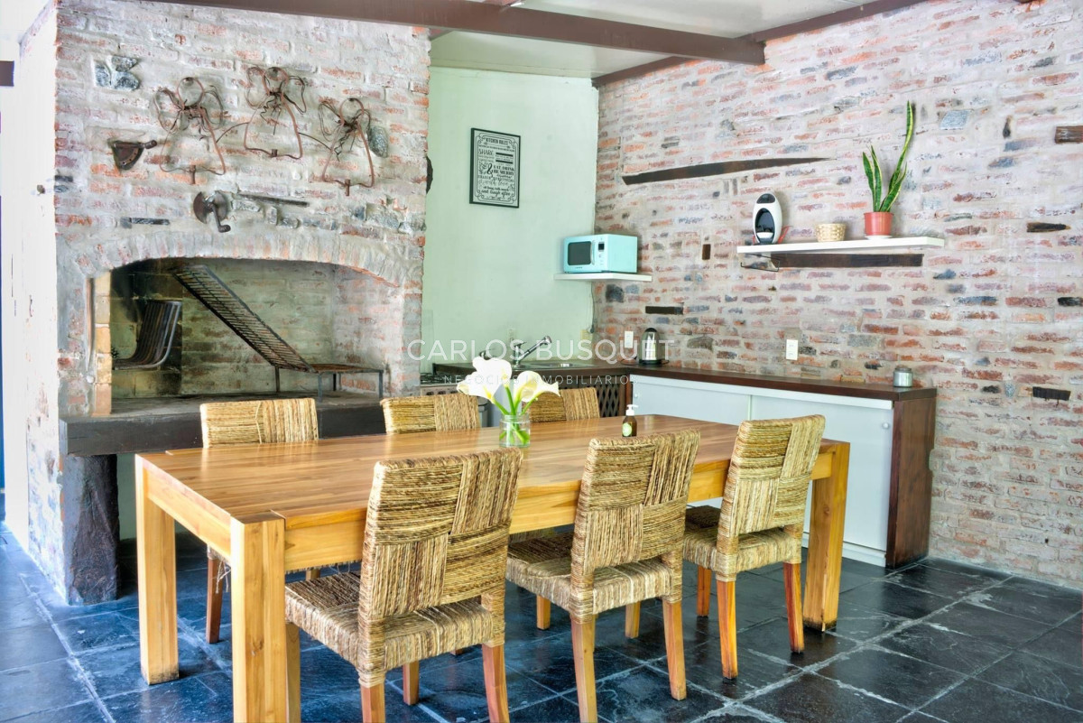 Casa ID.1317 - Espectacular casa estilo chacra en la barra en alquiler temporal 5 dormitorios