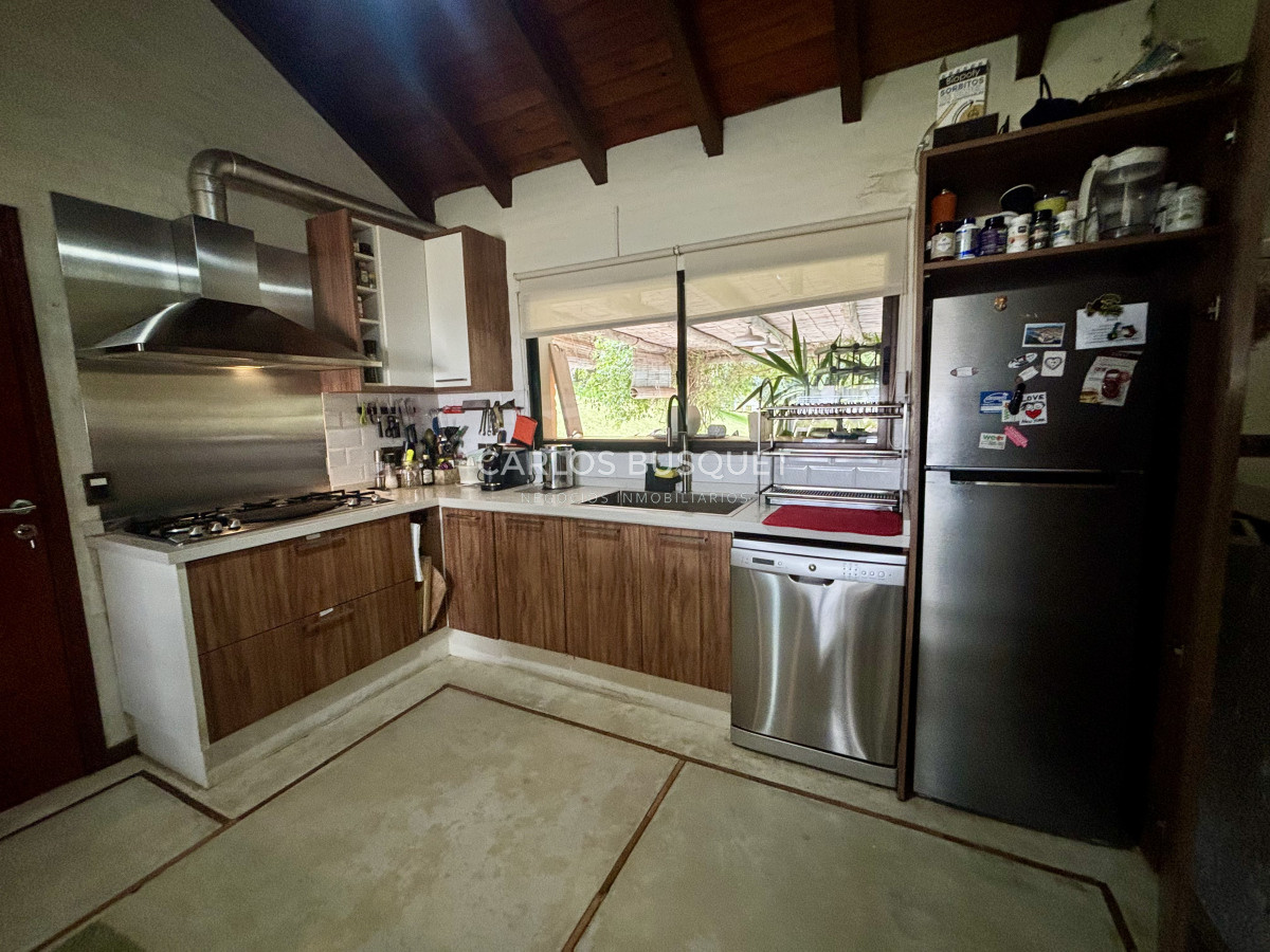 Casa ID.1232 - Casa en venta de 3 dormitorios en Golf, Punta del Este