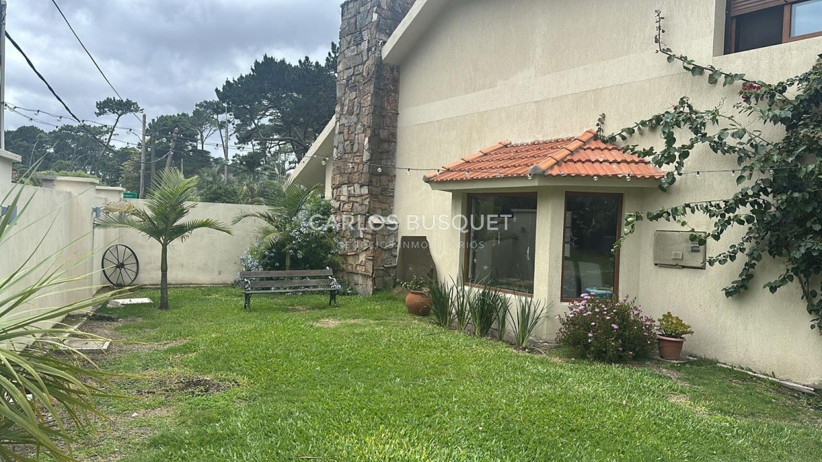 Casa ID.1298 - Casa en alquiler temporal de 9 suites en playa Brava San Rafael 