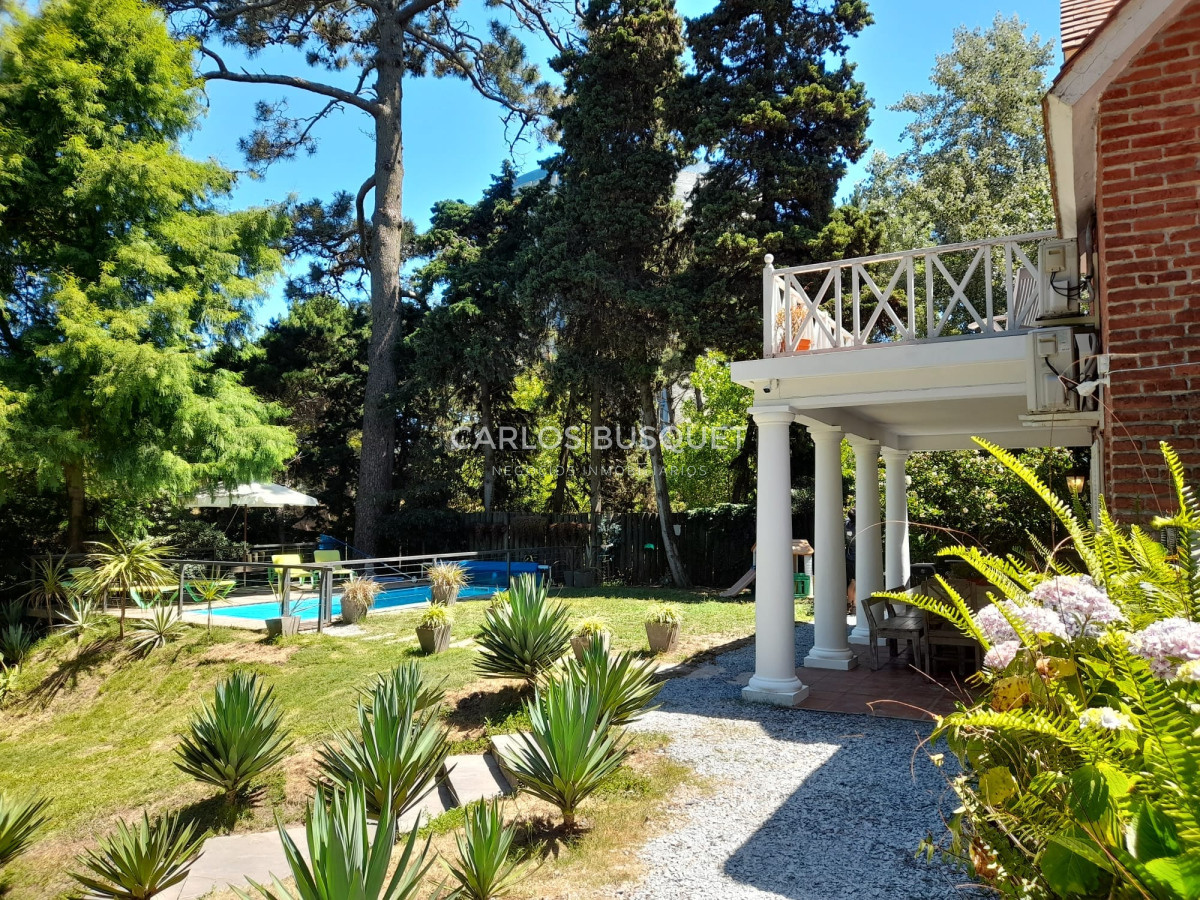 Casa ID.796 - Casa en alquiler de temporada con piscina climatizada en punta del este