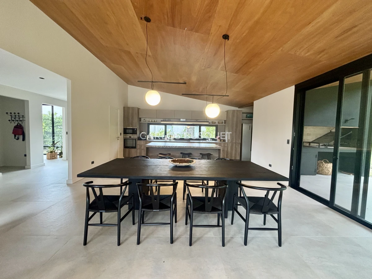 Casa ID.891 - Casa en venta de 4 dormitorios, en Rincon del Indio 