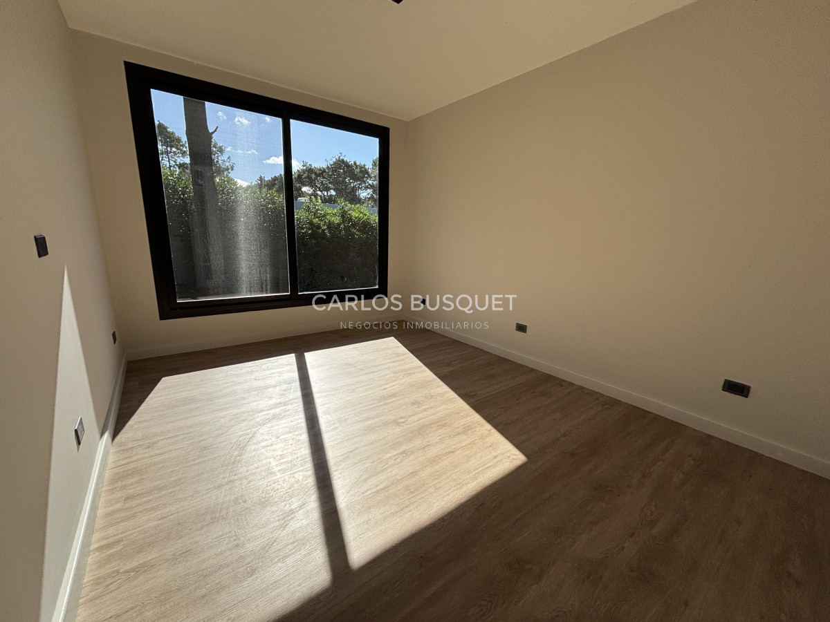Casa ID.891 - Casa en venta de 4 dormitorios, en Rincon del Indio 