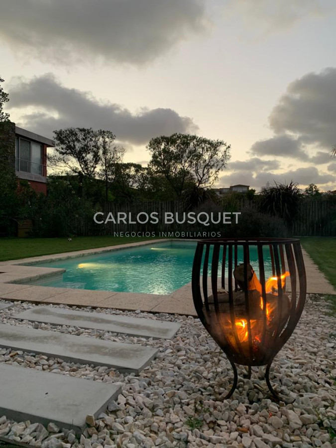 Casa ID.837 - Casa en alquiler temporal de 4 dormitorios en Jose Ignacio, Club de Mar