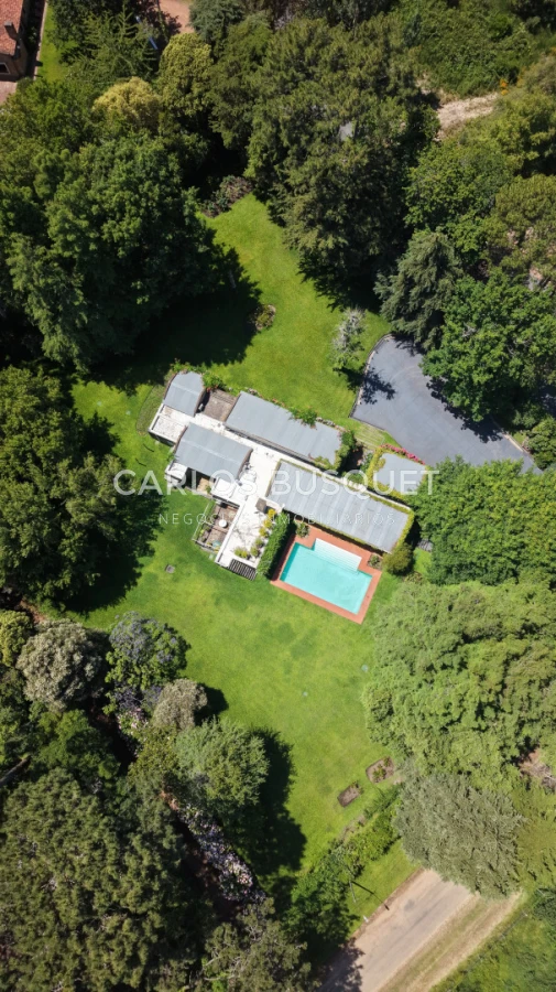 Casa ID.1311 - Venta casa de 5 dormitorios en barrio Golf, Punta del Este