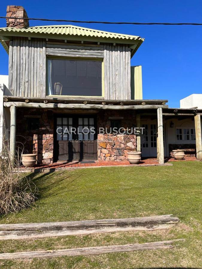 Casa ID.1368 - Casa en alquiler temporal de 4 dormitorios en Pueblo José Ignacio 