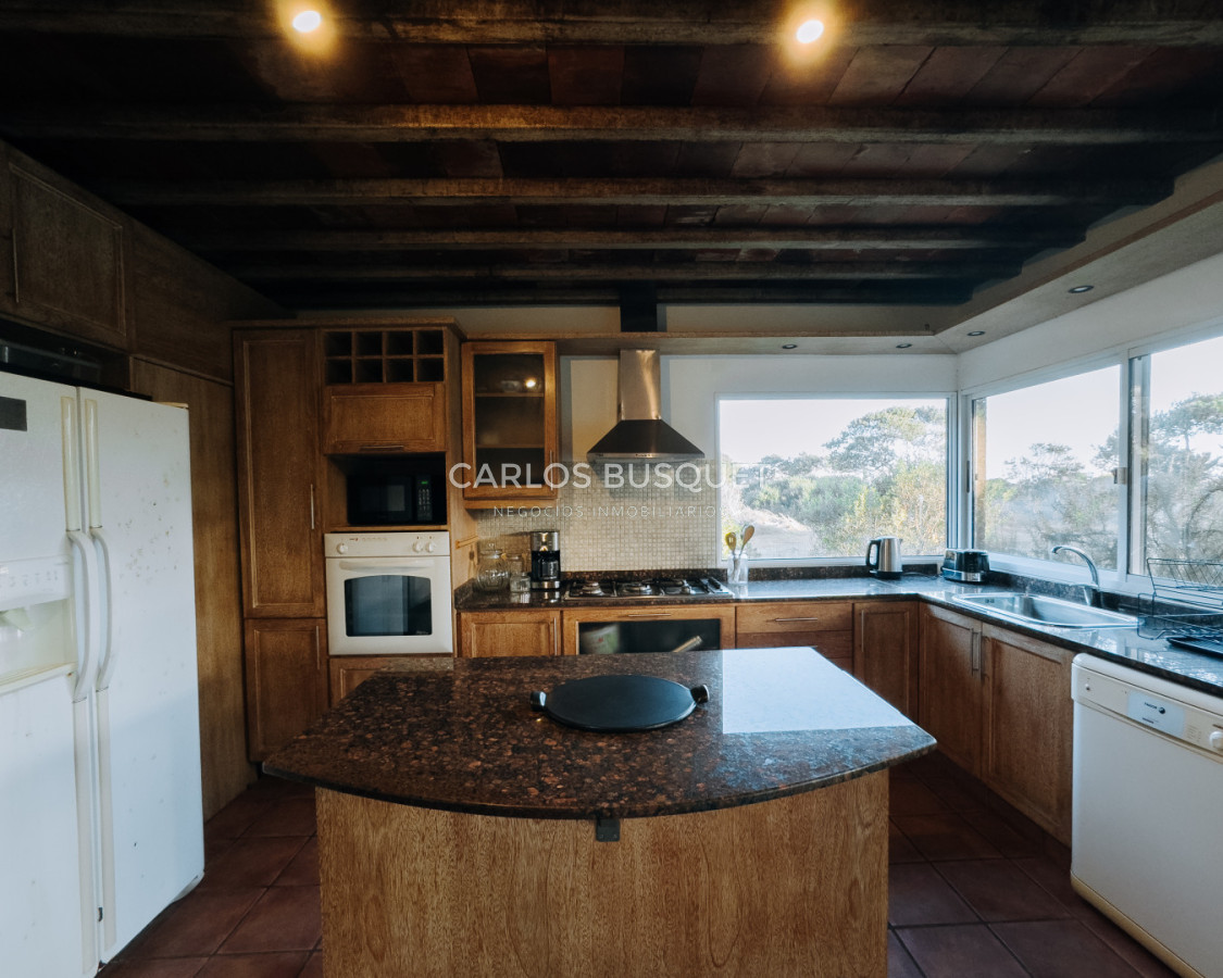 Casa ID.1401 - Casa en alquiler temporal de 4 dormitorios en Jose Ignacio