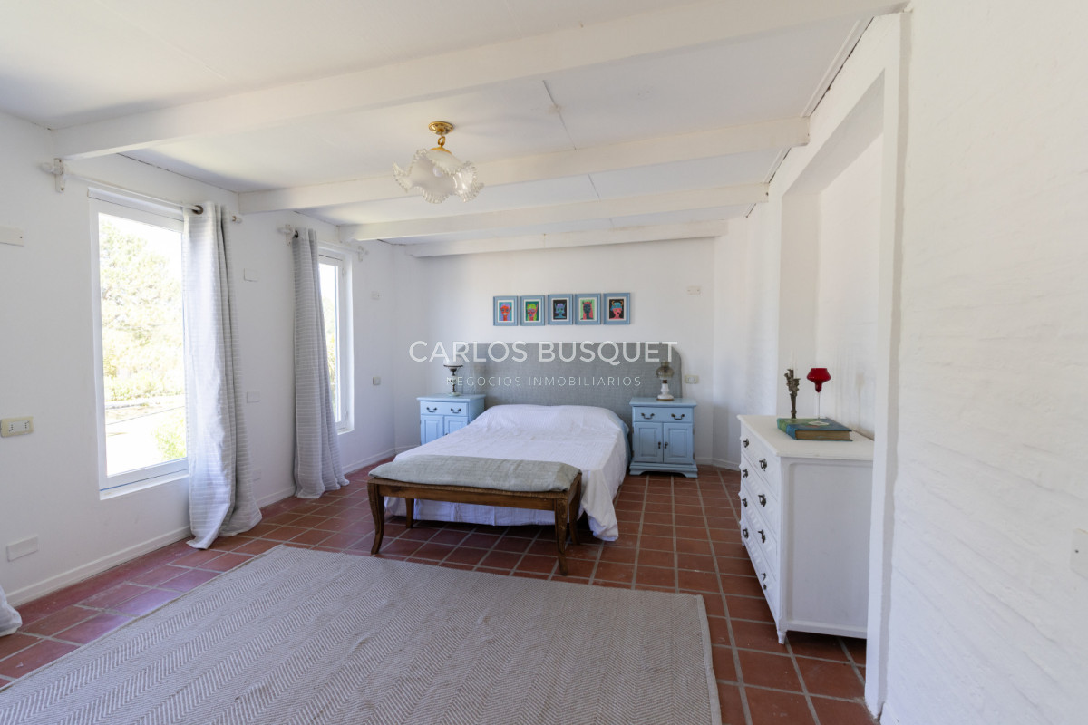 Casa ID.1437 - Casa en alquiler temporal de 5 dormitorios en suite, en La Barra