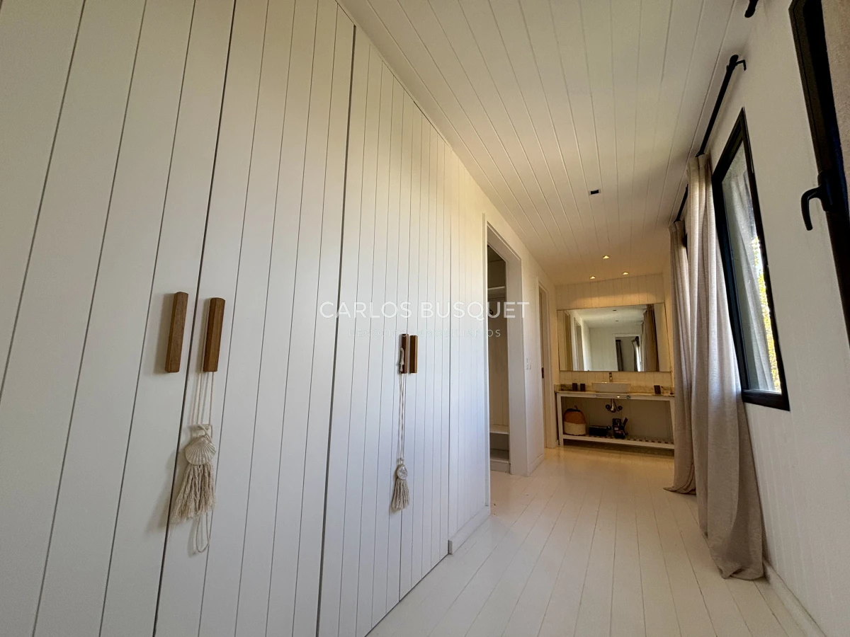 Casa ID.1034 - Casa en alquiler temporal de 4 dormitorios en Jose Ignacio, barrio cerrado Pinar del Faro