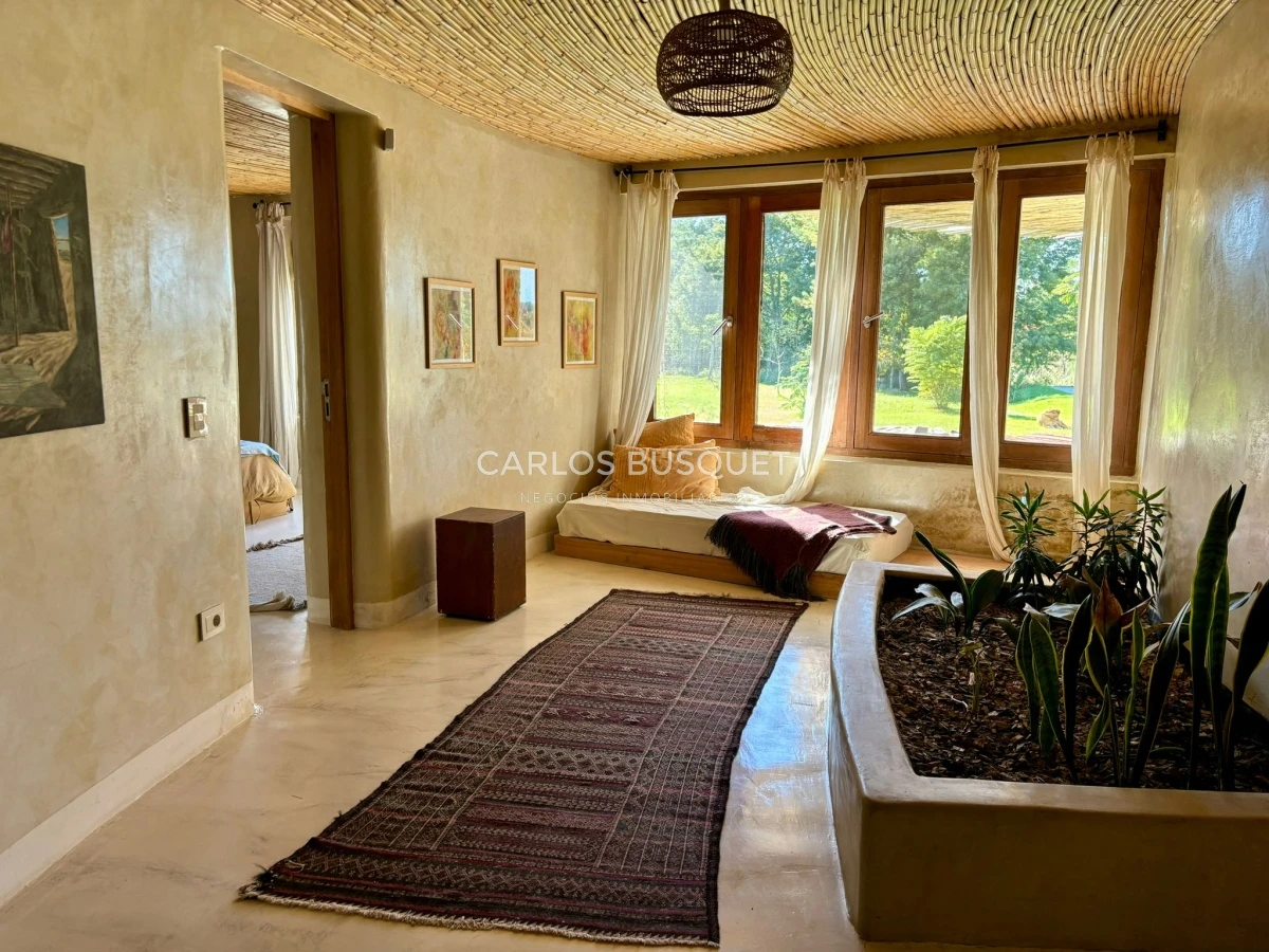 Casa ID.419 - Chacra en venta con casa de 4 dormitorios, en Camino Medellin.