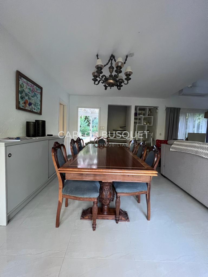 Casa ID.996 - Hermosa Casa en alquiler anual 3 dormitorios