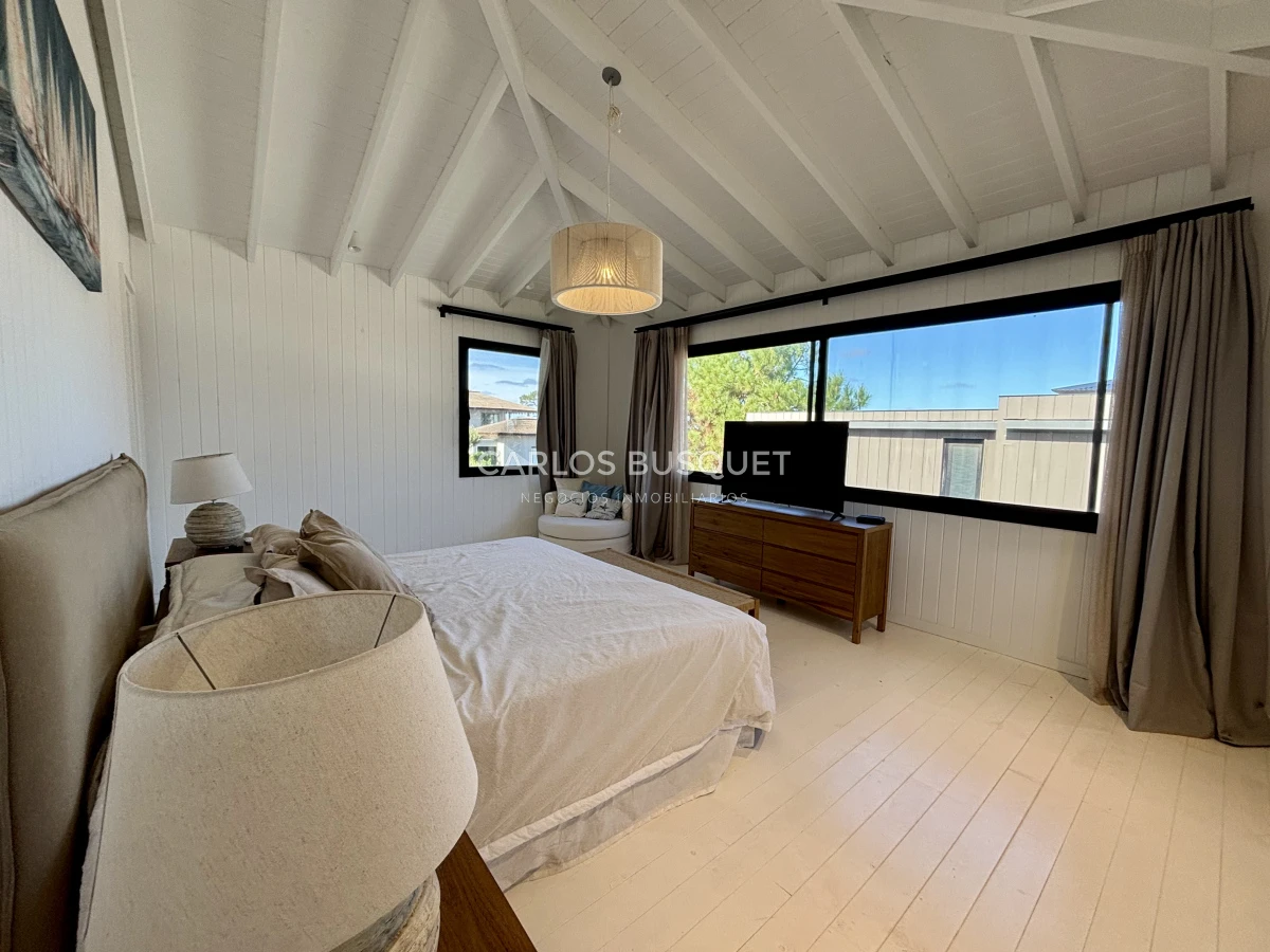 Casa ID.1034 - Casa en alquiler temporal de 4 dormitorios en Jose Ignacio, barrio cerrado Pinar del Faro