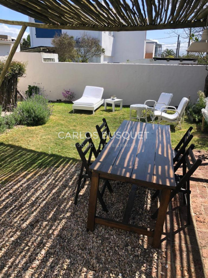 Casa ID.1368 - Casa en alquiler temporal de 4 dormitorios en Pueblo José Ignacio 