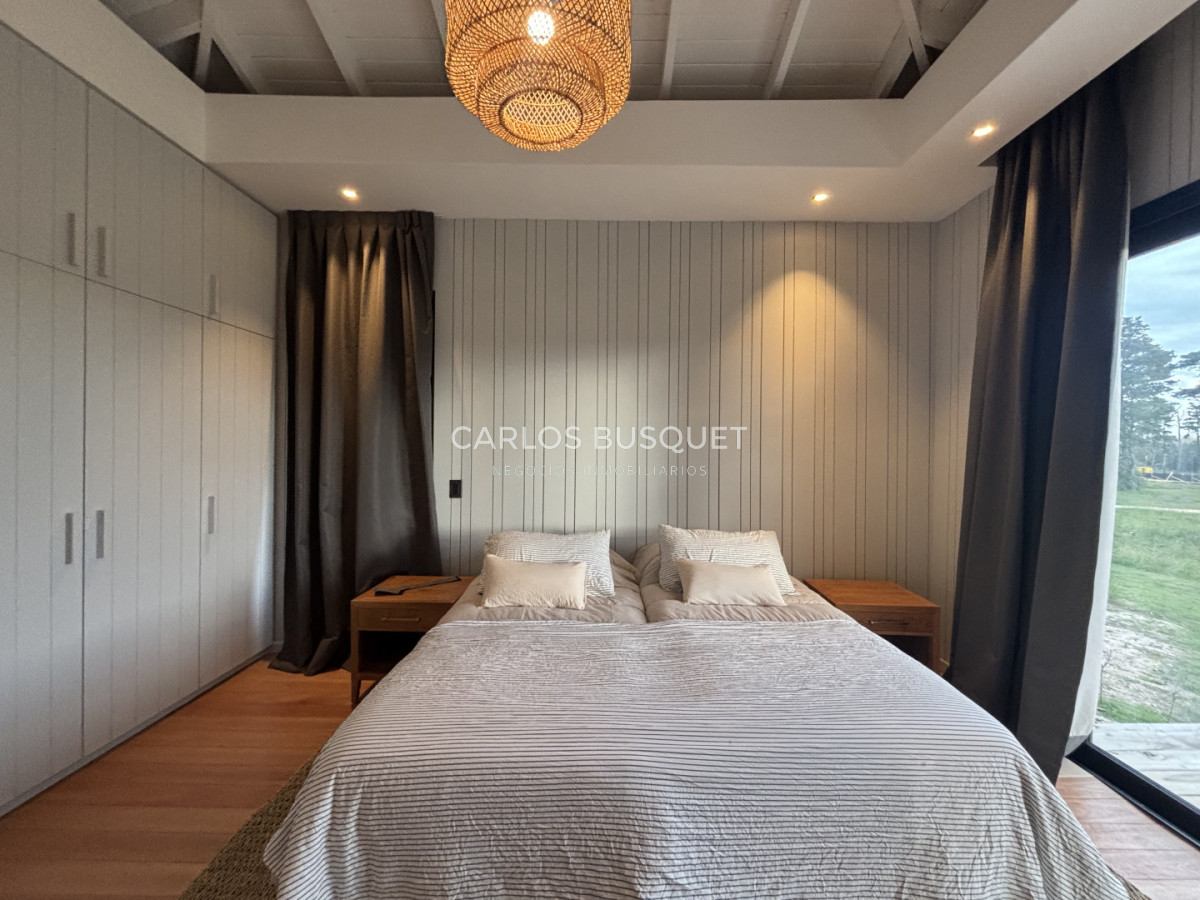 Casa ID.1645 - Venta casa de 4 dormitorios en Puerto Quetzal, La Barra