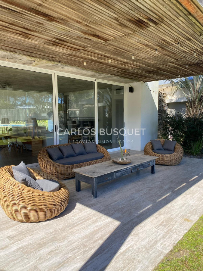 Casa ID.1033 - Casa en venta de 4 dormitorios en Pinar del Faro, Jose Ignacio