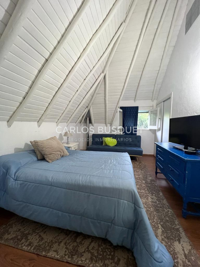 Casa ID.996 - Hermosa Casa en alquiler anual 3 dormitorios