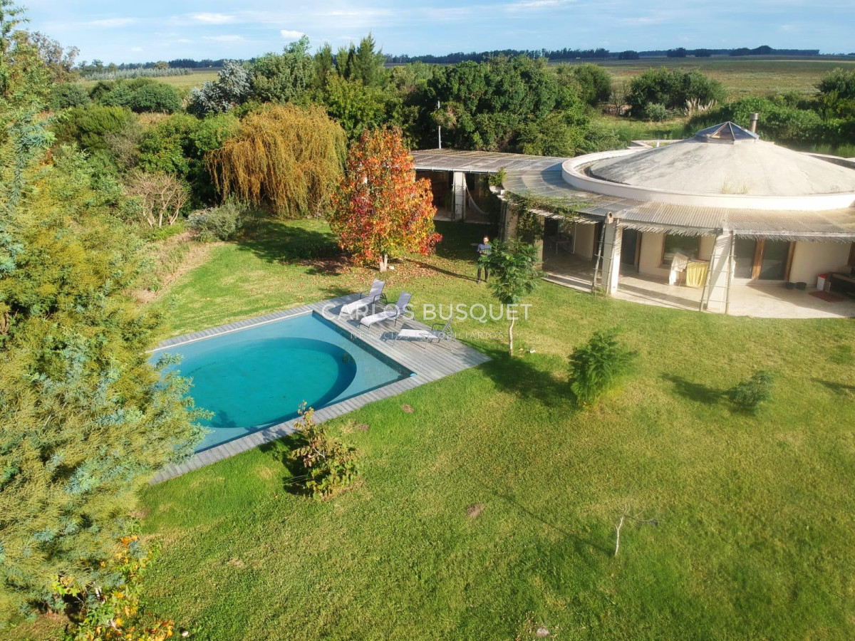 Casa ID.419 - Chacra en venta con casa de 4 dormitorios, en Camino Medellin, sobre el arroyo! 