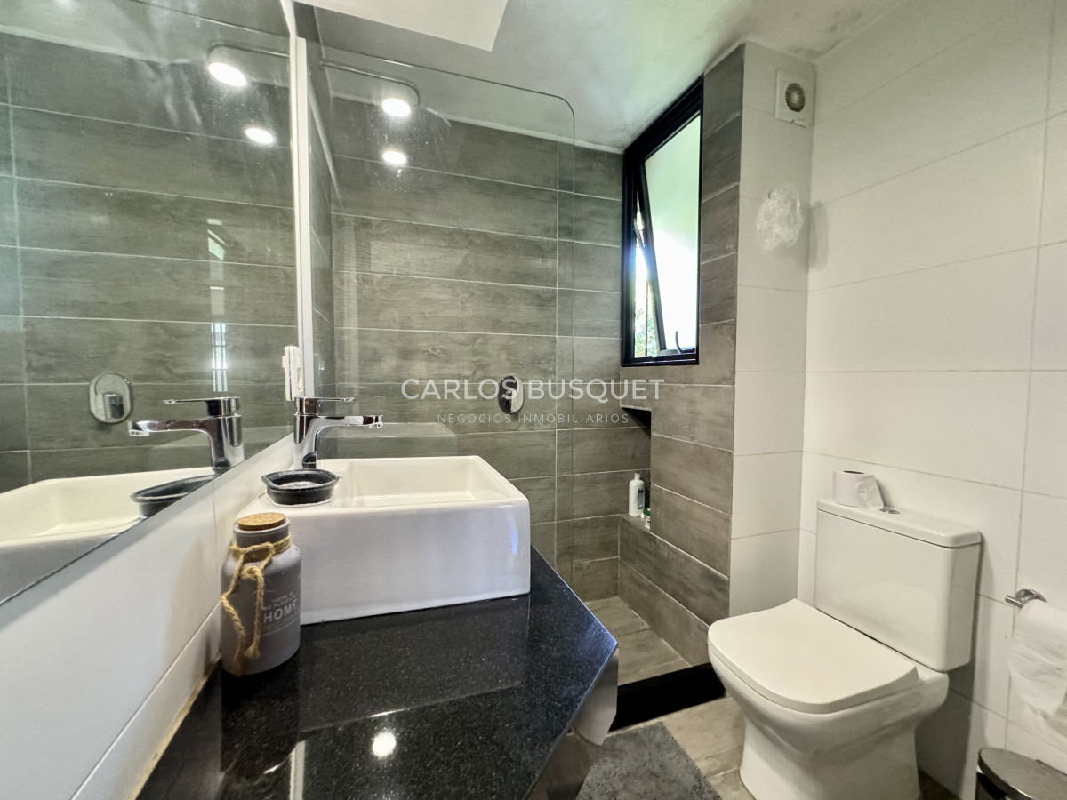 Casa ID.940 - Casa en venta, de 3 dormitorios, en zona Cantegril 