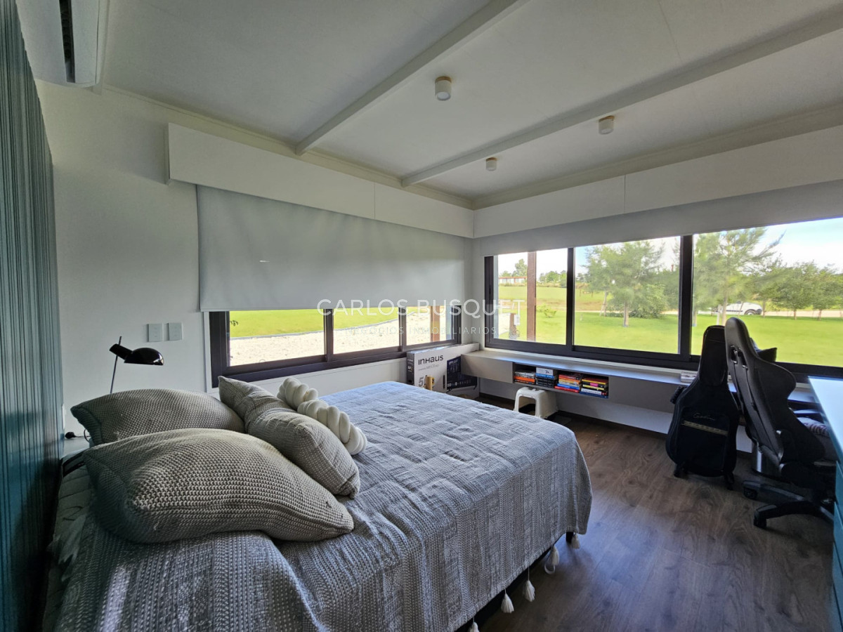 Casa ID.1620 - Venta casa de 4 dormitorios en Pueblo Mío, Manantiales 