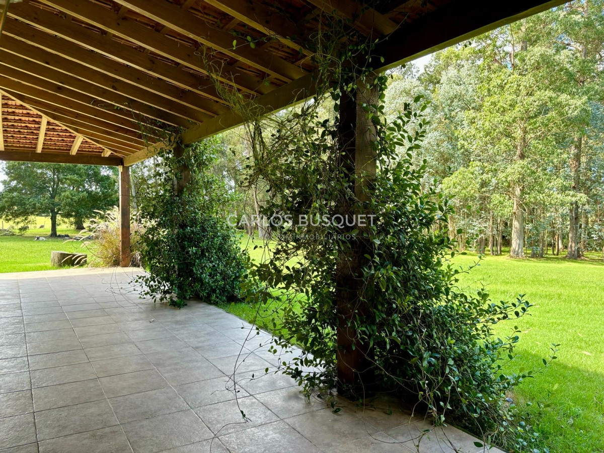 Casa ID.516 - Casa en venta de 2 dormitorios en Punta Ballena